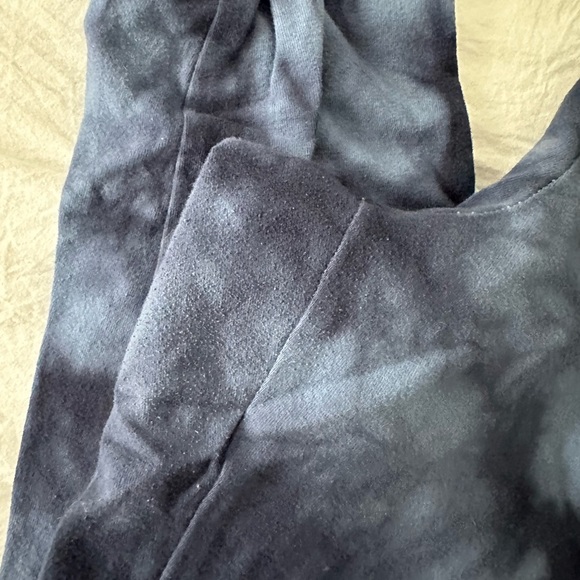 Blue Tie Dye High-Rise Full Length Signature Waist Premium Legging Size 1X - Picture 3 of 4